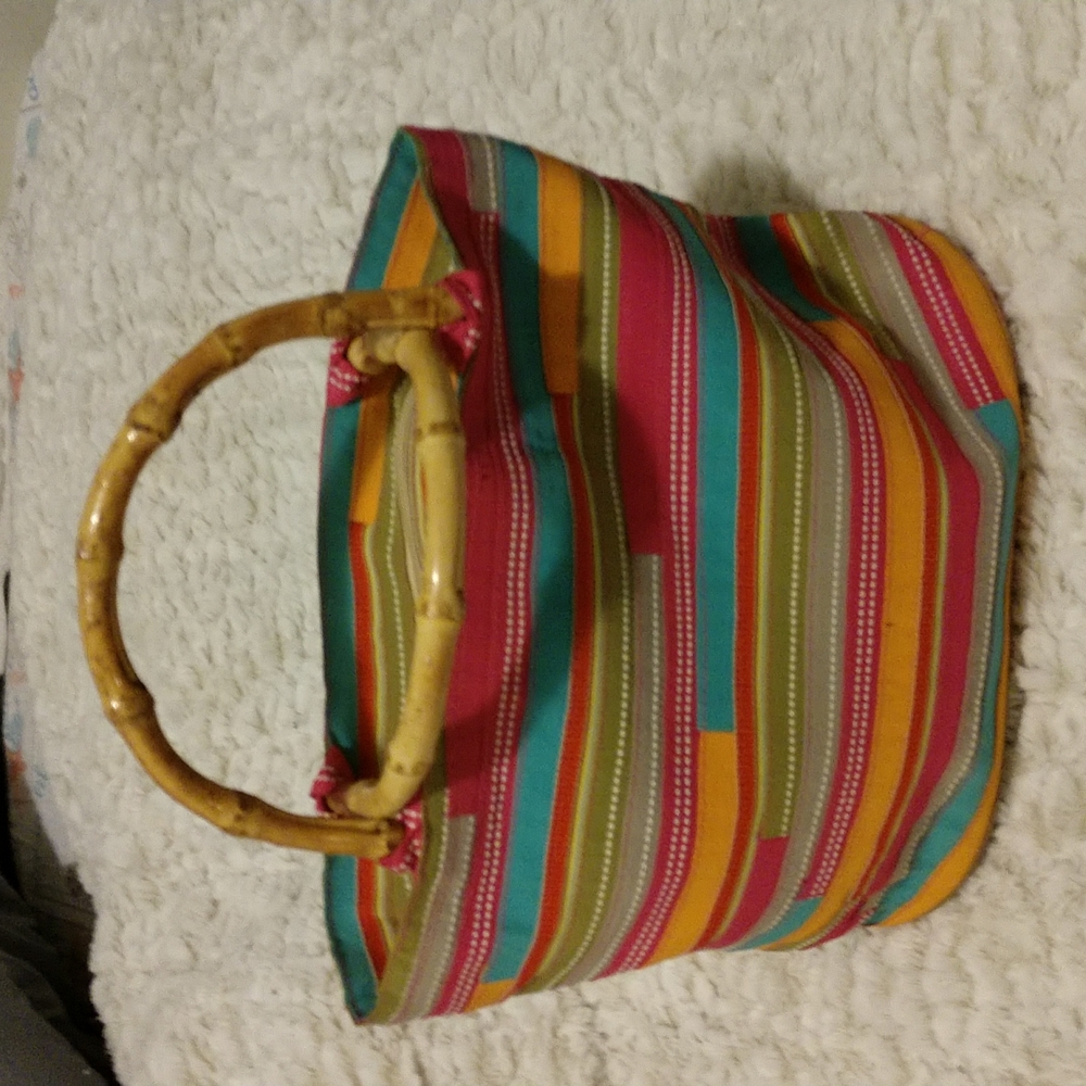 Summer tote.Bamboo Handels,silk lining,one interior in pocket.